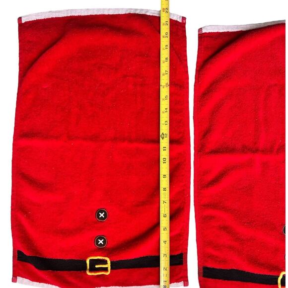 Set of 2 Red Christmas Bathroom Hand Towels Decorative Embroidered Santa‎ Belt - Picture 6 of 8